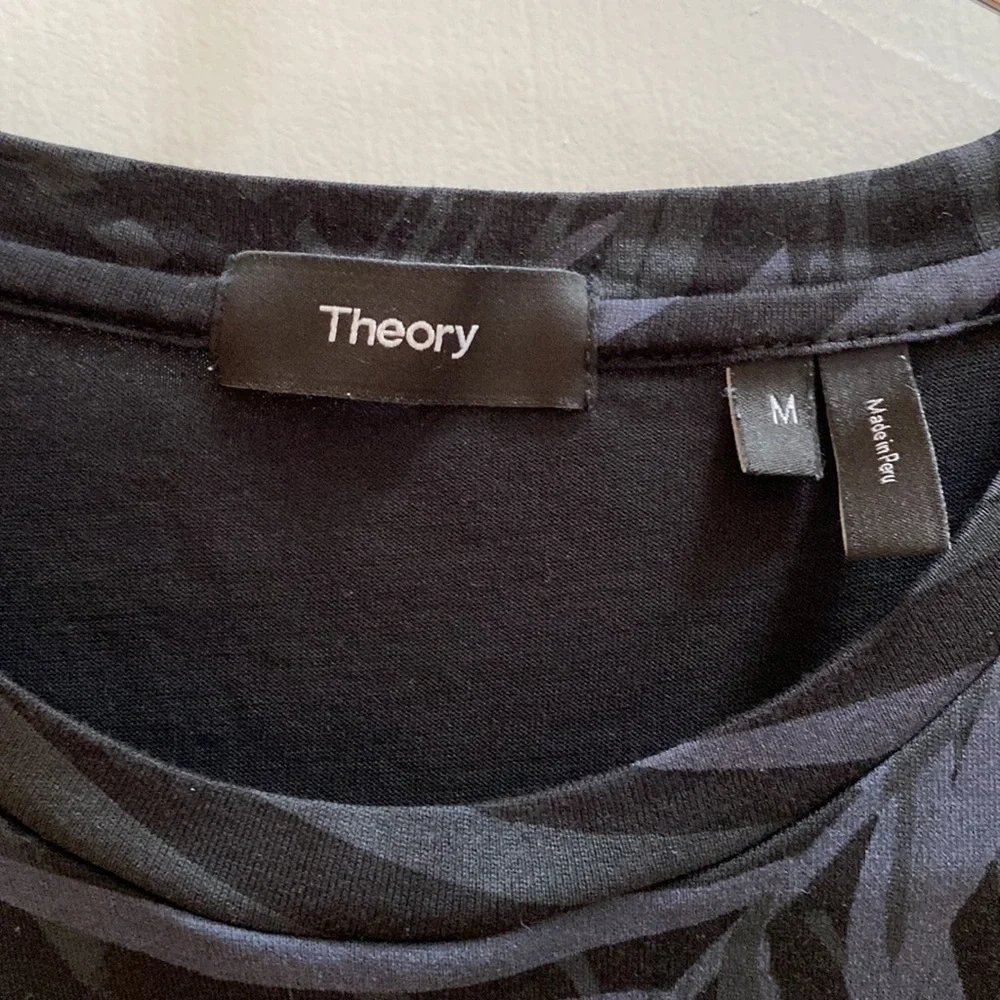 Theory men’s medium black patterned cotton t-shirt - Picture 3 of 3
